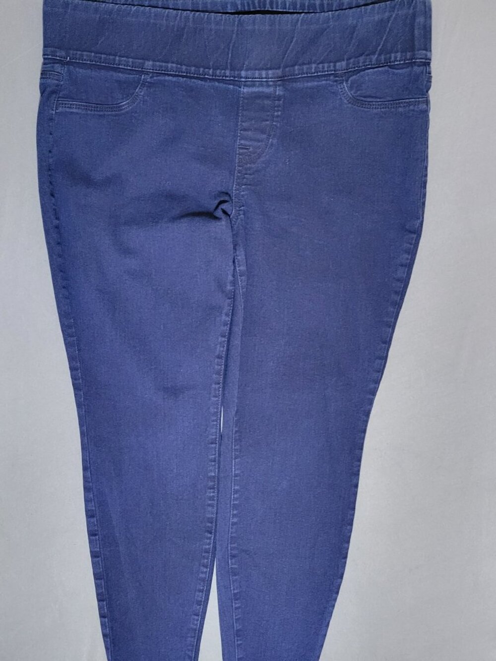 Old Navy Women's Size 16 Plus Mid Rise Super Skinny 2 Back Pocket Dark Blue Jean